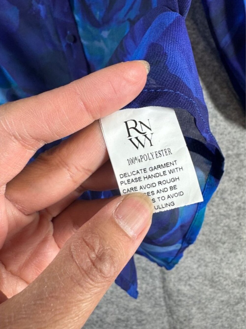 RNWY RUNAWAY Sheer Blue Abstract Print Button Up Floral Blouse Size M Career - Picture 7 of 15